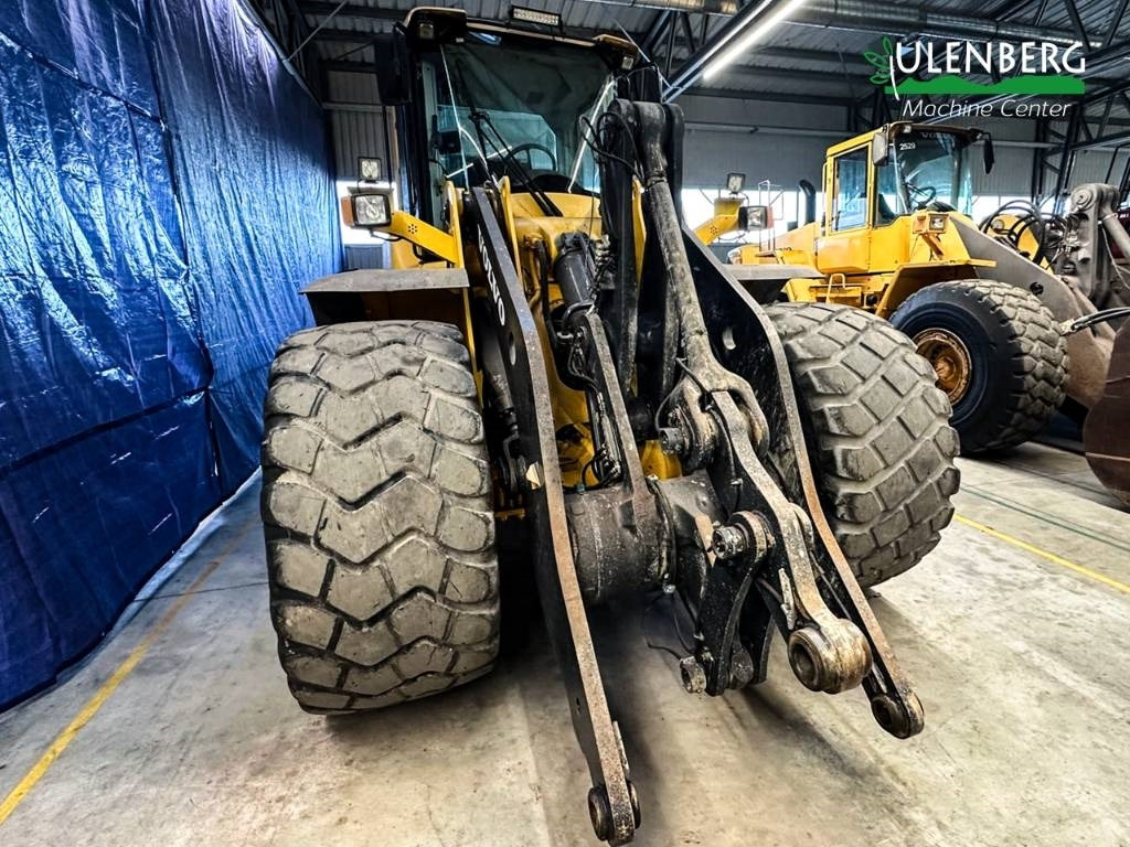 Chargeuse sur pneus Volvo L 120 F