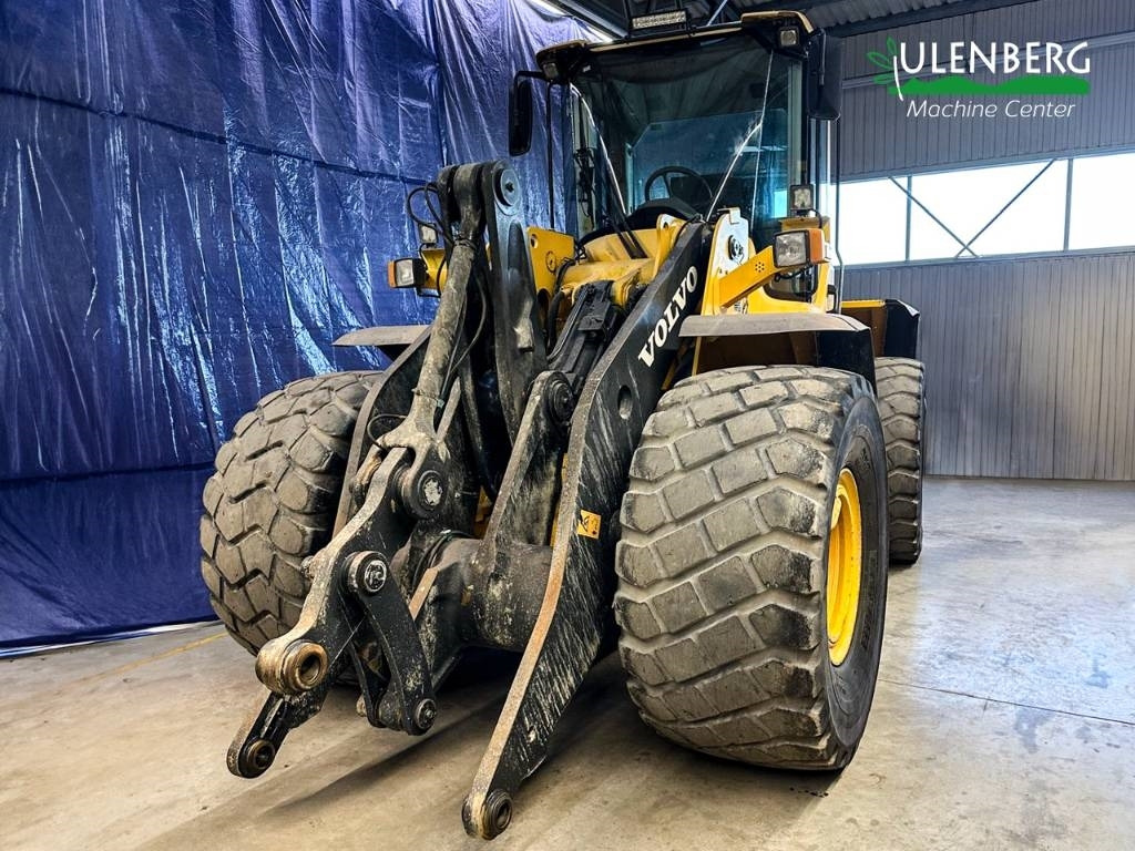 Chargeuse sur pneus Volvo L 120 F