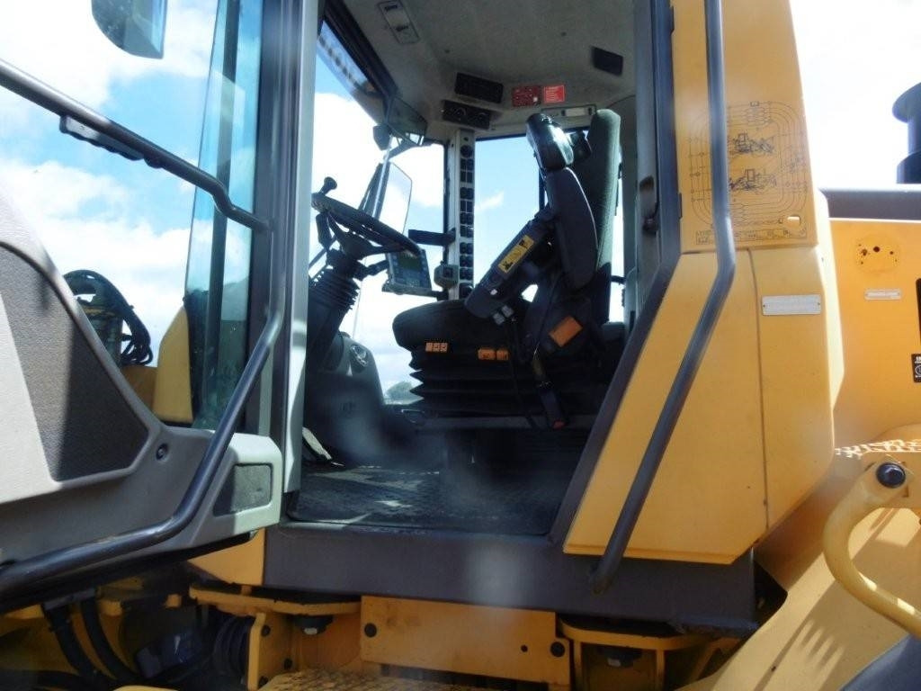 Chargeuse sur pneus Volvo L 120 F