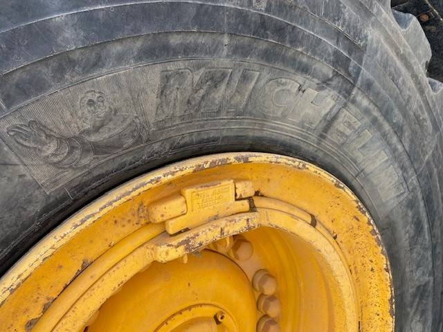 Chargeuse sur pneus Volvo L 120 H (12005485)