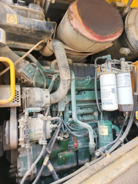 Chargeuse sur pneus Volvo L 150 E