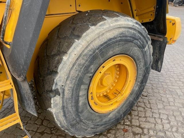 Chargeuse sur pneus Volvo L 150 H (12005671)