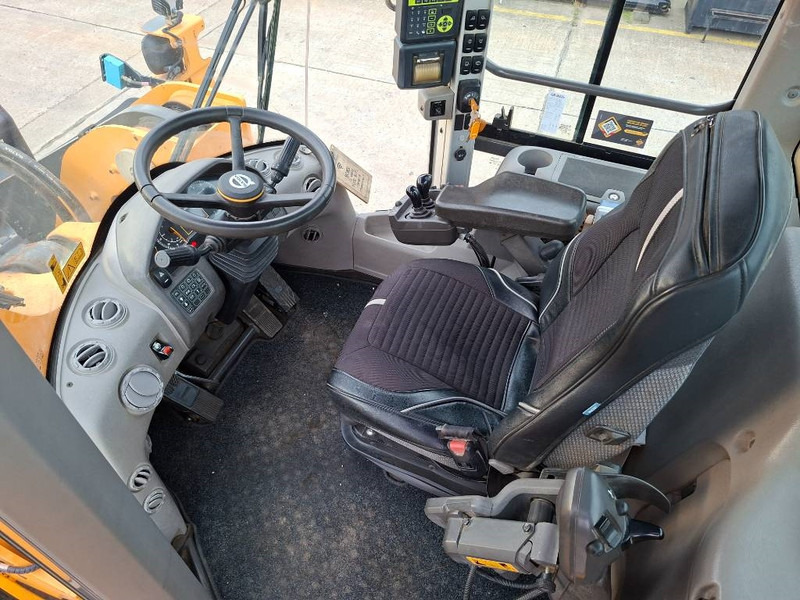 Chargeuse sur pneus Volvo L 150 H (New Tyres)