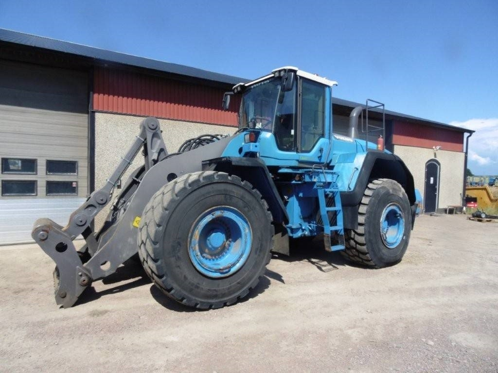 Chargeuse sur pneus Volvo L 220 G