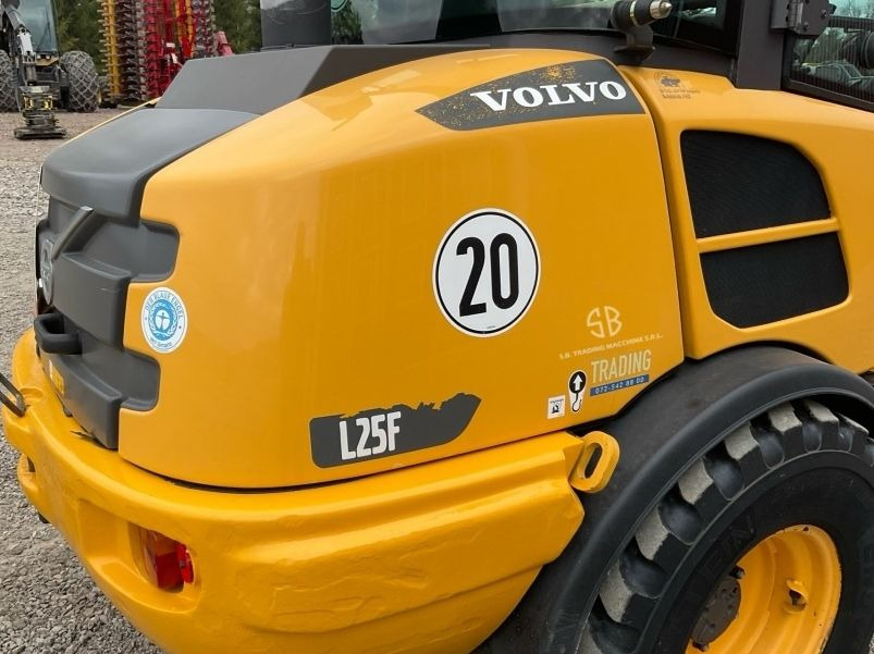 Chargeuse sur pneus Volvo L 25