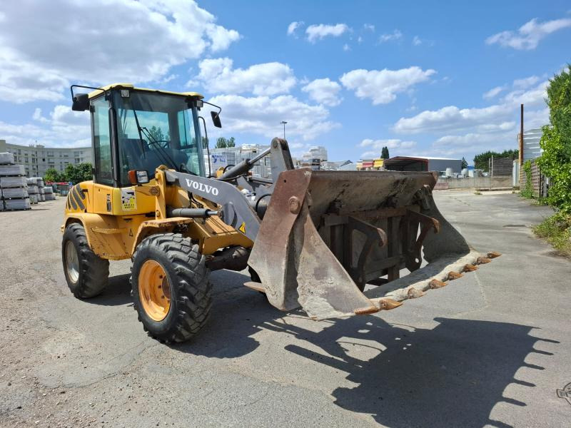 Chargeuse sur pneus Volvo L 30