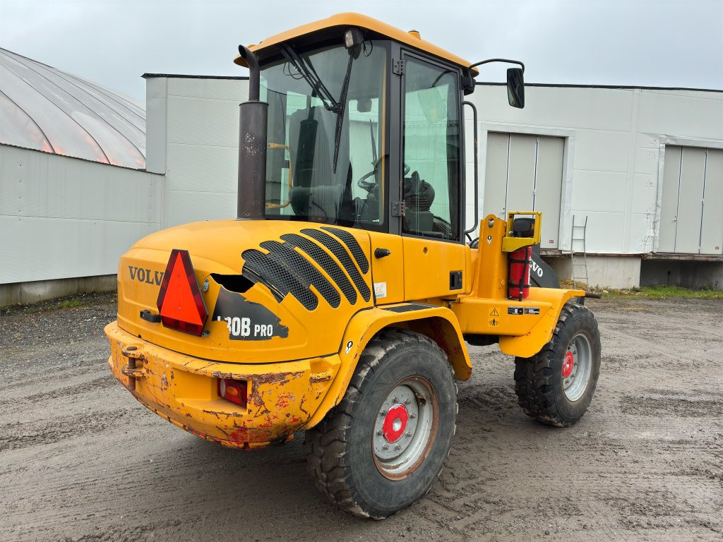 Chargeuse sur pneus Volvo L-30B-ZX