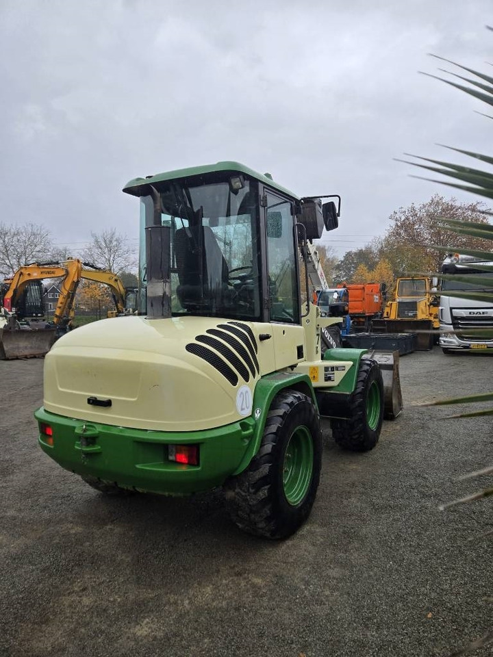 Chargeuse sur pneus Volvo L 30 B