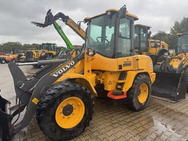 Chargeuse sur pneus Volvo L 30 G