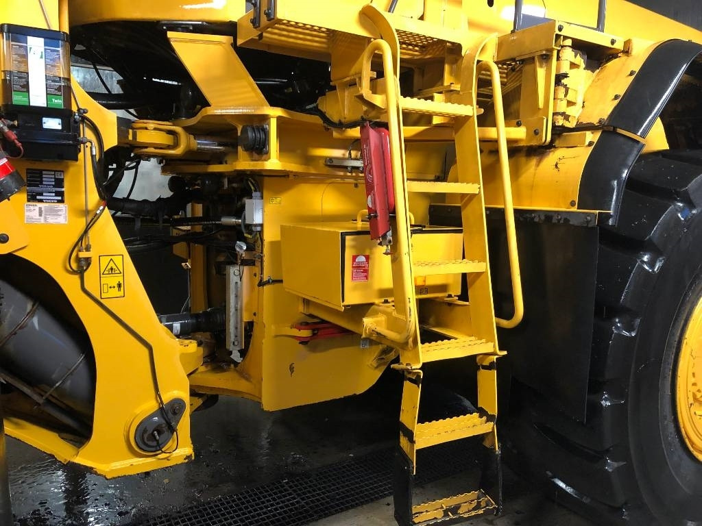 Chargeuse sur pneus Volvo L 350 F Dismantled for parts
