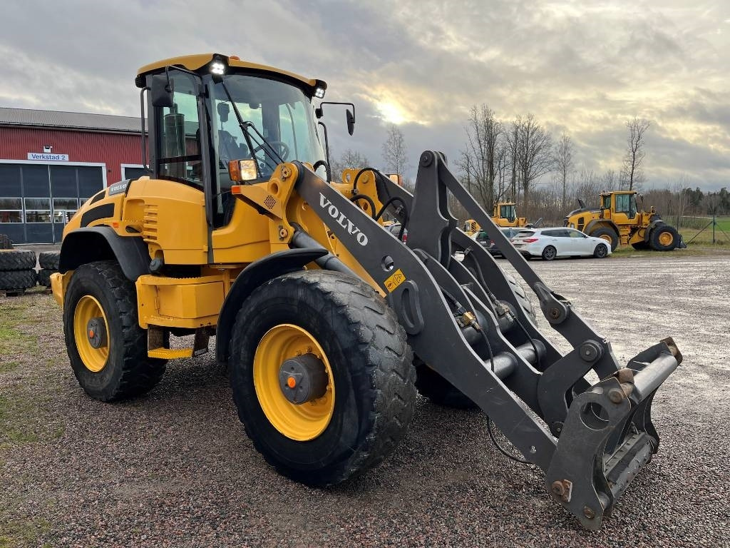 Chargeuse sur pneus Volvo L 45 F LB