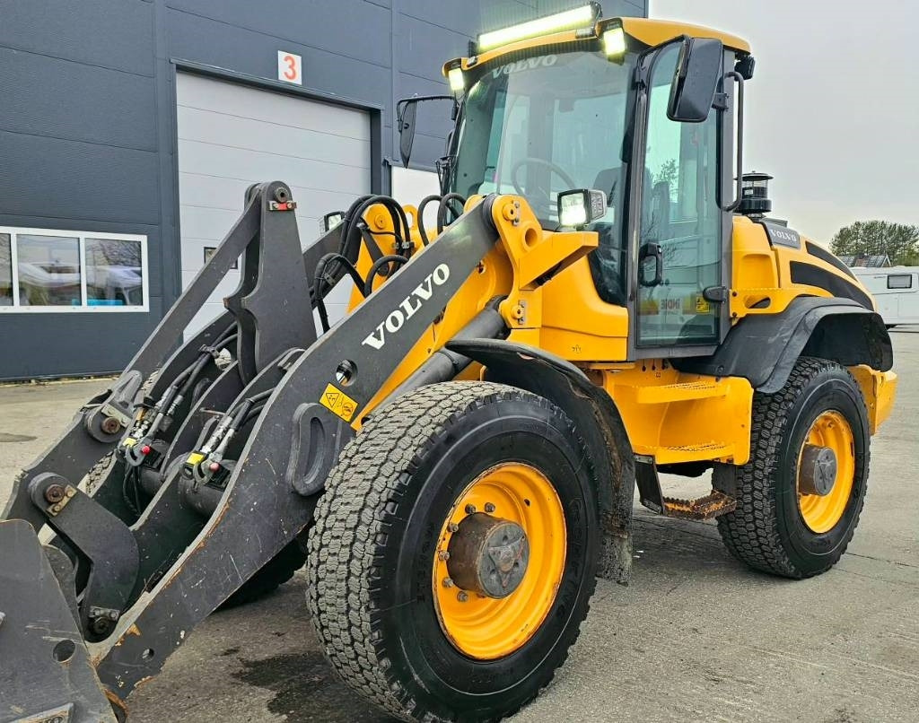 Chargeuse sur pneus Volvo L 50 F