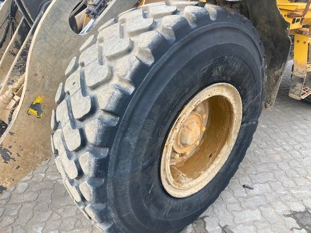 Chargeuse sur pneus Volvo L 60 H (12005532)