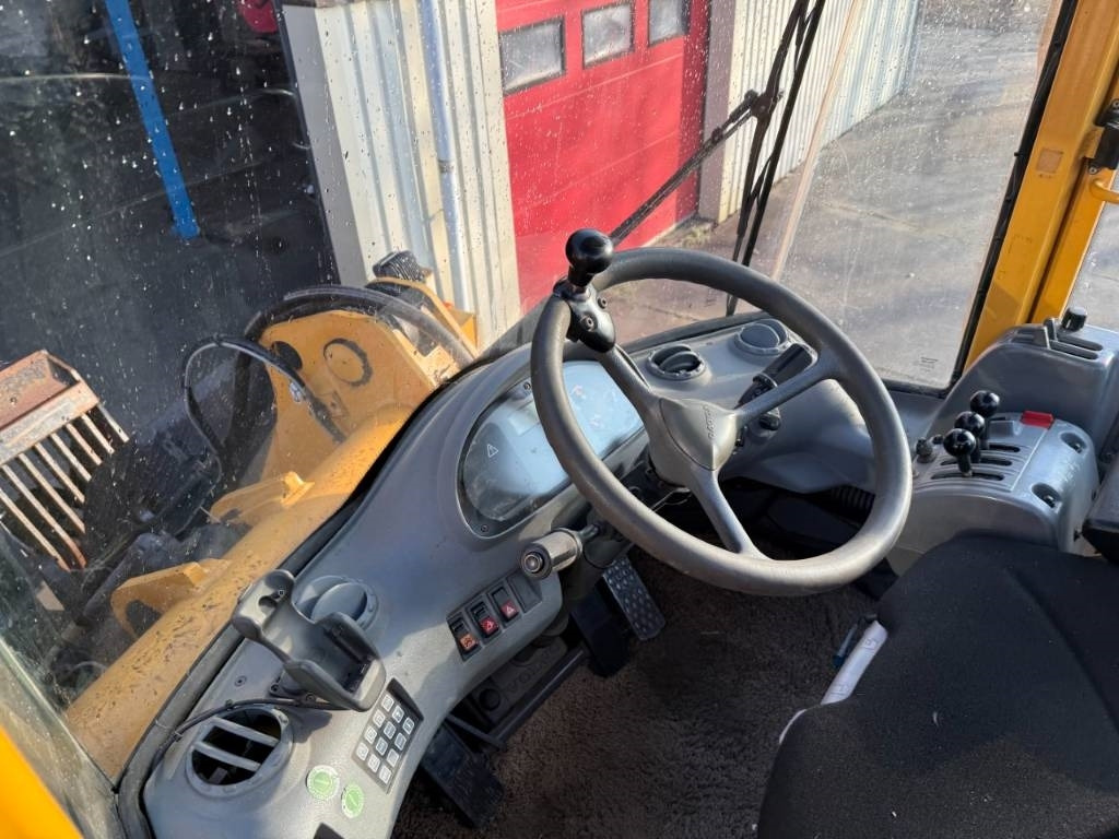 Chargeuse sur pneus Volvo L 70 D