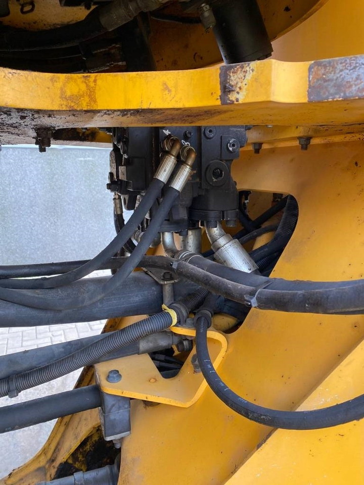 Chargeuse sur pneus Volvo L 90 G