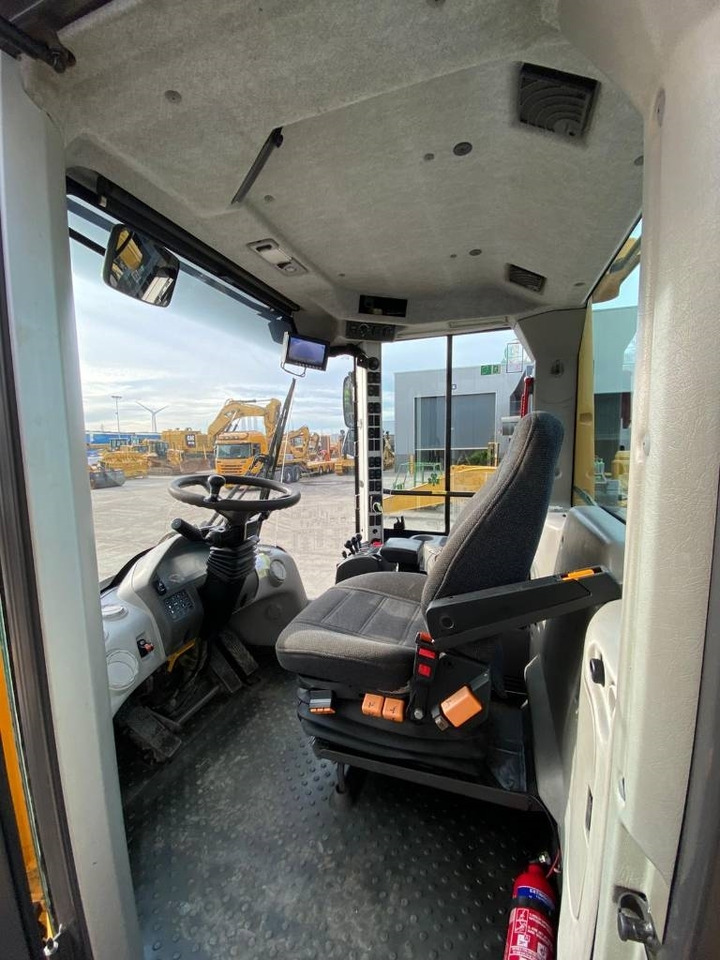 Chargeuse sur pneus Volvo L 90 G