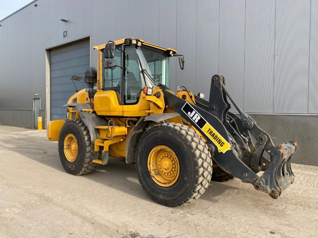 Chargeuse sur pneus Volvo L 90 G