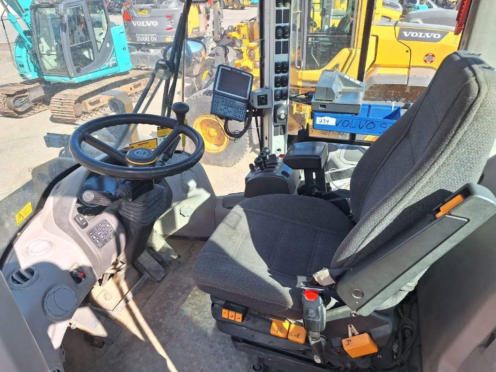 Chargeuse sur pneus Volvo L 90 H
