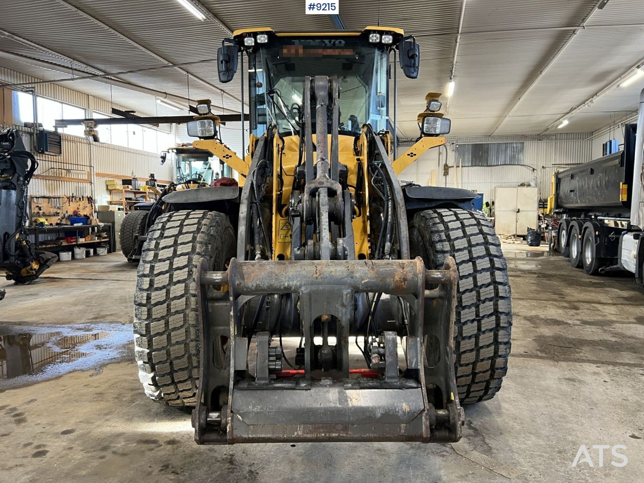 Chargeuse sur pneus Volvo L 90 H Wheel loader (VIDEO)