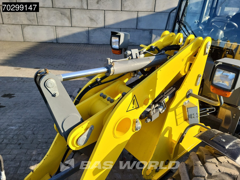 Chargeuse sur pneus WACKER NEUSON WL 44