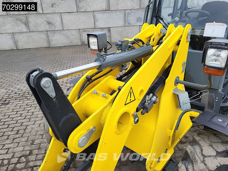 Chargeuse sur pneus WACKER NEUSON WL 44