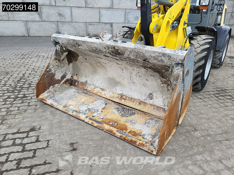 Chargeuse sur pneus WACKER NEUSON WL 44
