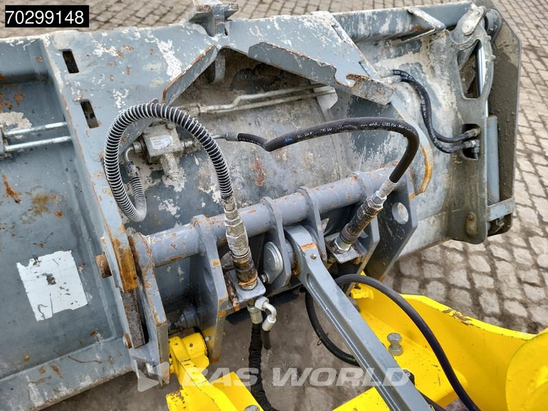 Chargeuse sur pneus WACKER NEUSON WL 44