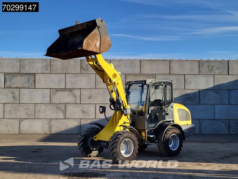 Chargeuse sur pneus WACKER NEUSON WL 44