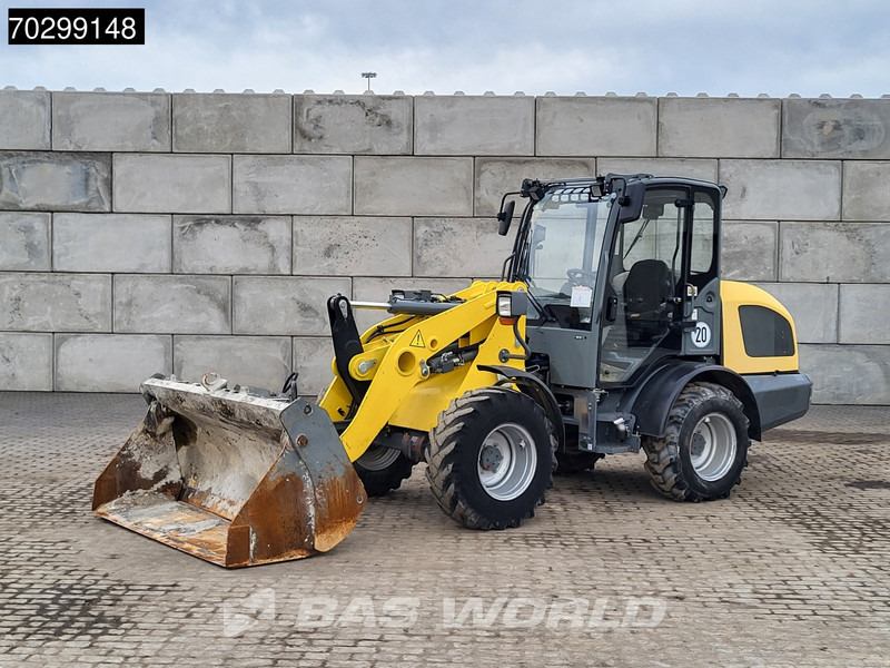 Chargeuse sur pneus WACKER NEUSON WL 44