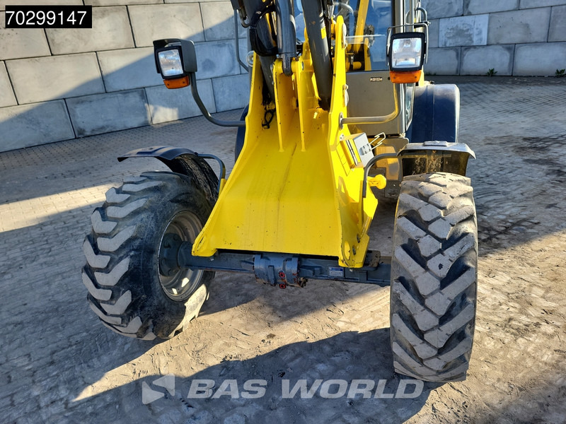 Chargeuse sur pneus WACKER NEUSON WL 44