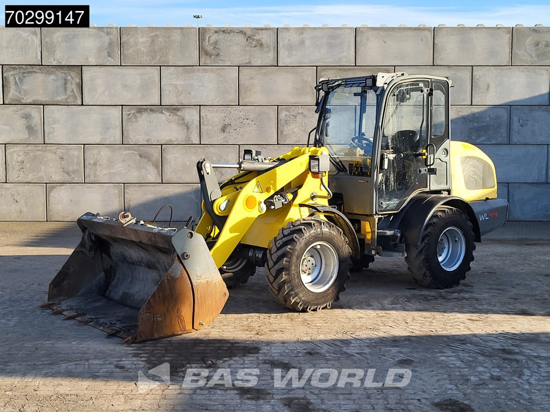 Chargeuse sur pneus WACKER NEUSON WL 44