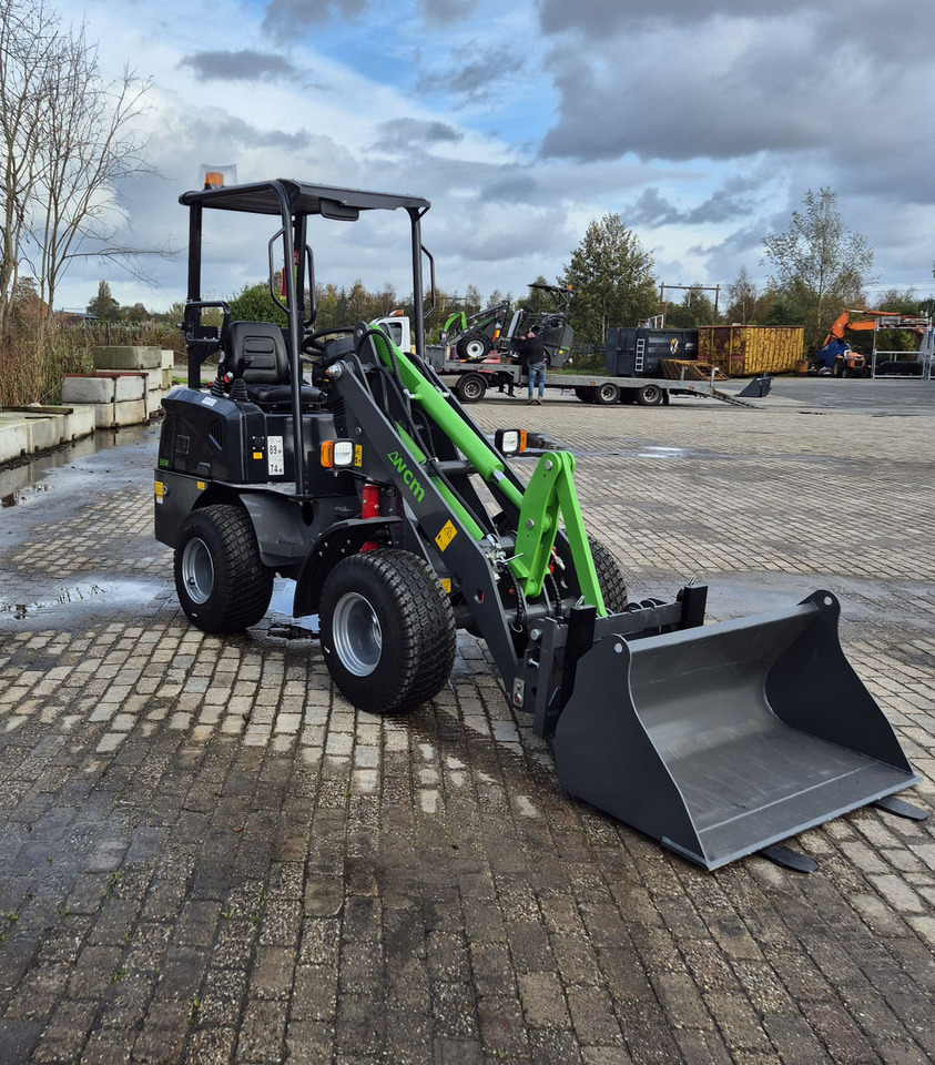 Chargeuse sur pneus WCM-606