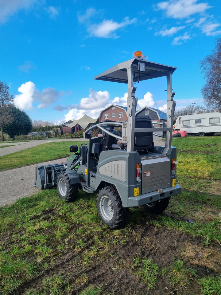 Chargeuse sur pneus WCM L1150e E-Power