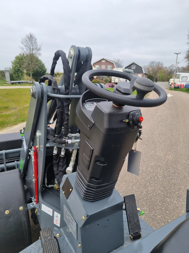 Chargeuse sur pneus WCM L1460