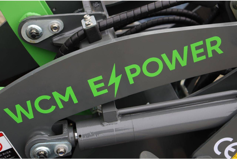 Chargeuse sur pneus WCM L1580e