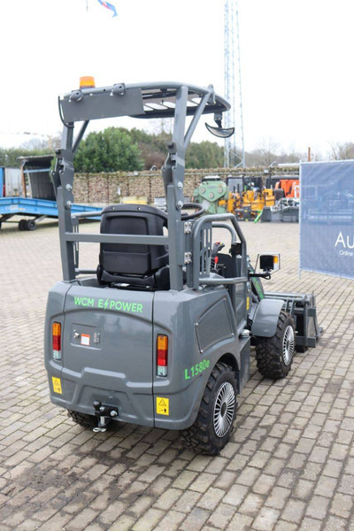 Chargeuse sur pneus WCM L1580e