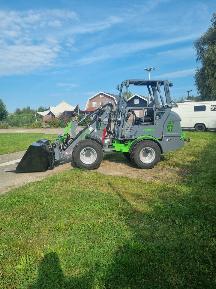 Chargeuse sur pneus WCM L2312