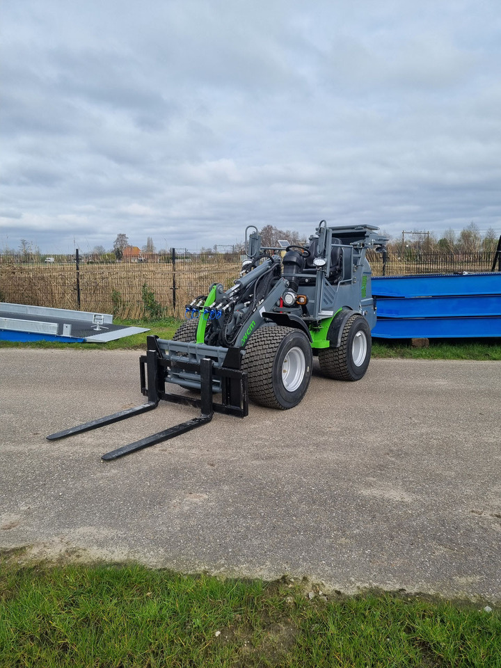 Chargeuse sur pneus WCM - L2316