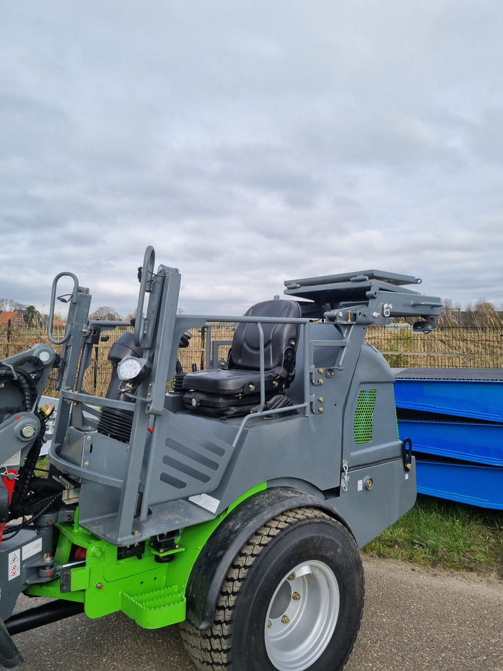 Chargeuse sur pneus WCM - L2316