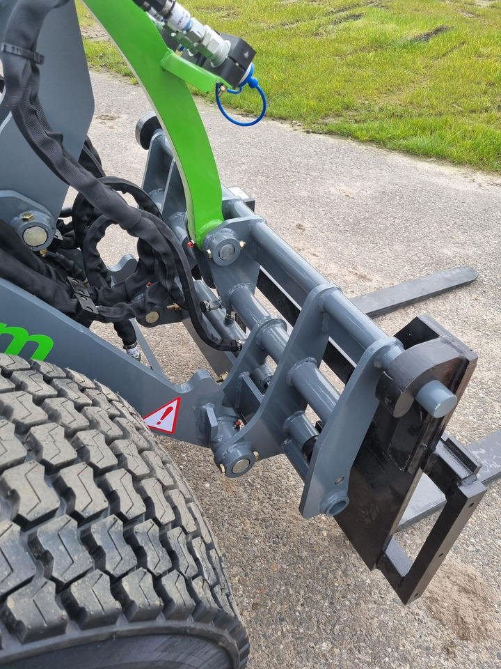 Chargeuse sur pneus WCM - L2316