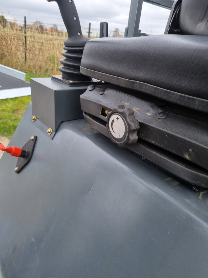 Chargeuse sur pneus WCM L2316