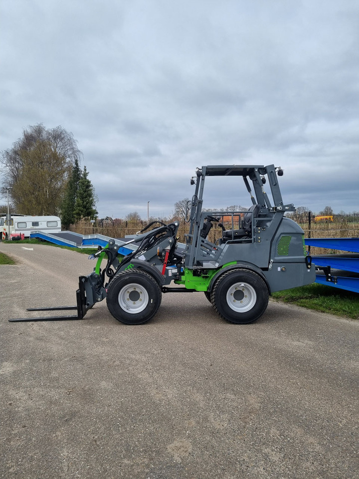 Chargeuse sur pneus WCM - L2316