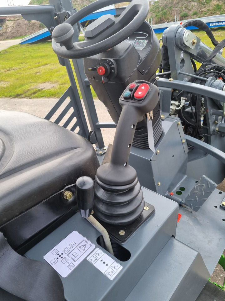 Chargeuse sur pneus WCM - L2316