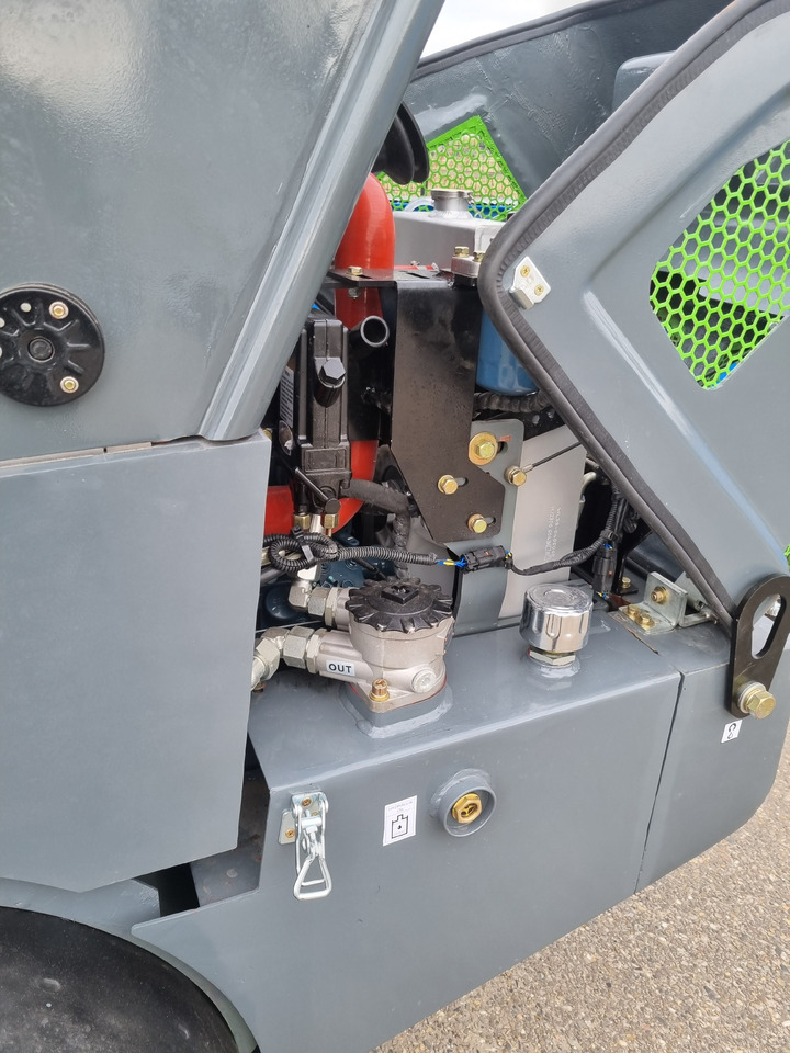 Chargeuse sur pneus WCM L2412