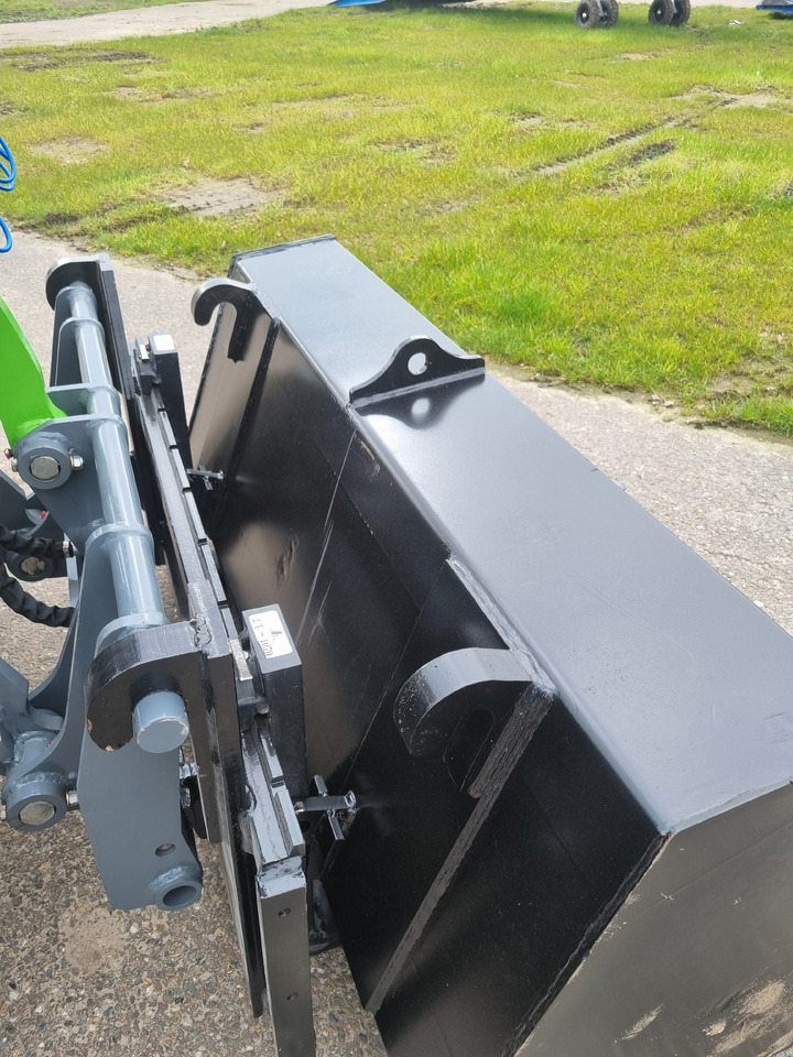 Chargeuse sur pneus WCM L2416