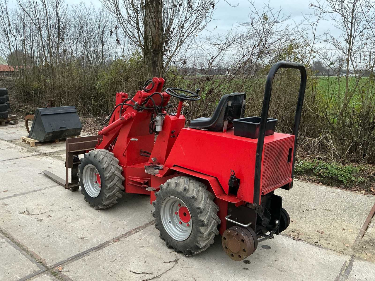 Chargeuse sur pneus WEIDEMANN 917 SHOVEL - BUCKET - FORKS AND CLAMP