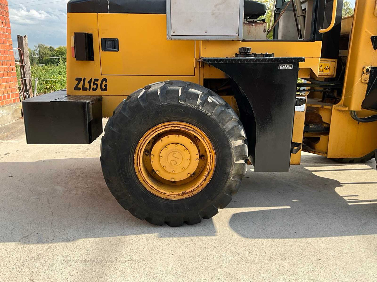 Chargeuse sur pneus WHEEL LOADER ZL15G