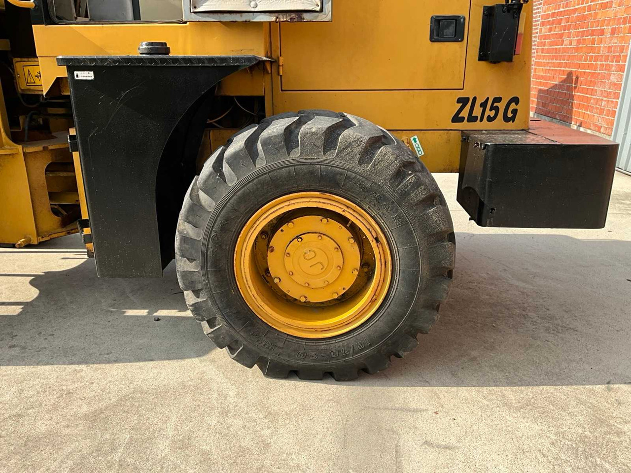 Chargeuse sur pneus WHEEL LOADER ZL15G