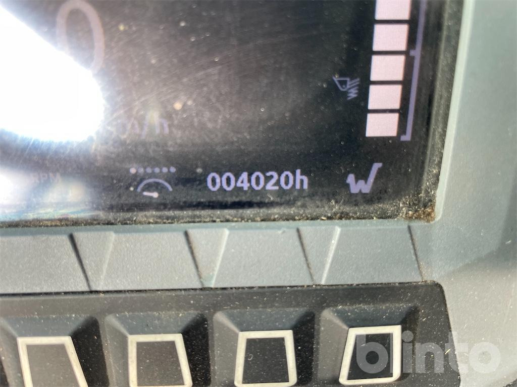 Chargeuse sur pneus WILLE 665