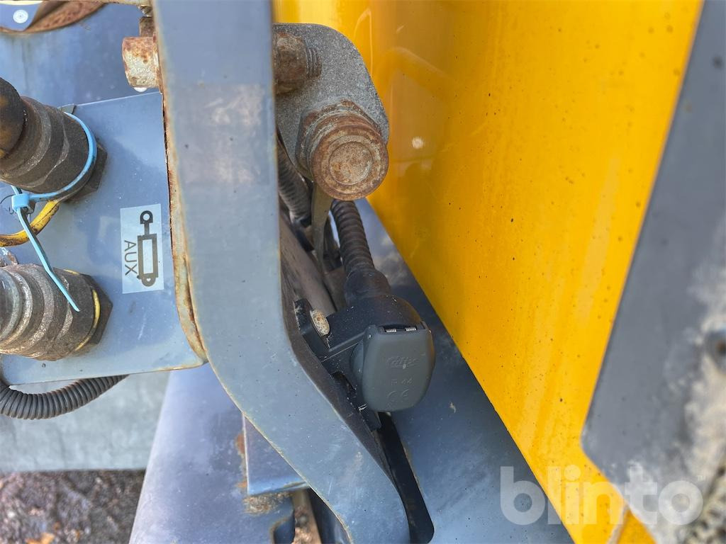 Chargeuse sur pneus WILLE 665
